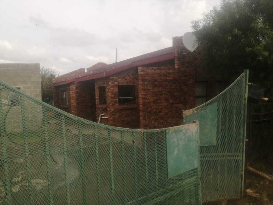 3 Bedroom Property for Sale in Botshabelo Free State